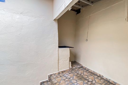 Casa para alugar com 1 quarto, 50m² em Vila Ré, São Paulo