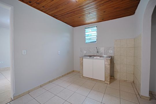 Sala/Cozinha de casa para alugar com 2 quartos, 50m² em Vila Ré, São Paulo