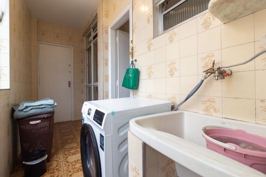 Área de Serviço de apartamento para alugar com 2 quartos, 70m² em Pinheiros, São Paulo