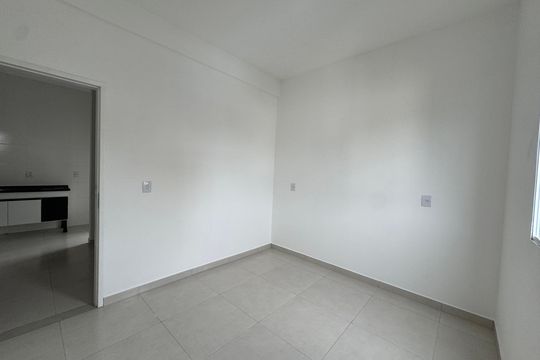 Quarto  de kitnet/studio para alugar com 1 quarto, 30m² em São Pedro, Osasco
