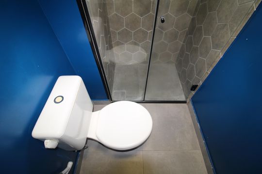 Banheiro 1 de apartamento à venda com 2 quartos, 57m² em Jardim do Colegio (zona Norte), São Paulo