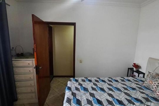 Quarto de casa para alugar com 3 quartos, 208m² em Cosmorama, Mesquita