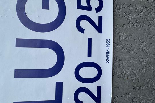 PLACA GRANDE de kitnet/studio para alugar com 1 quarto, 32m² em São Pedro, Osasco