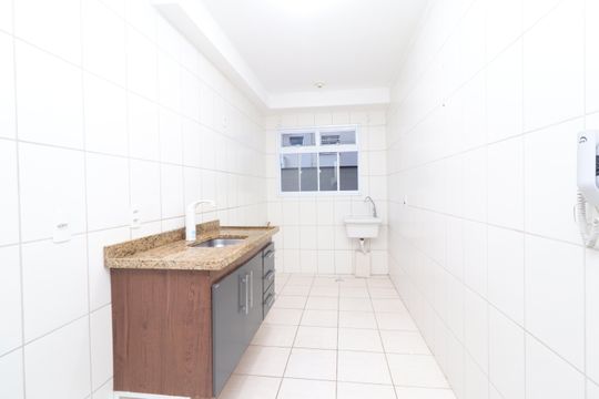 Cozinha e Área de Serviço de apartamento à venda com 2 quartos, 51m² em Vila Nova Curuca, São Paulo
