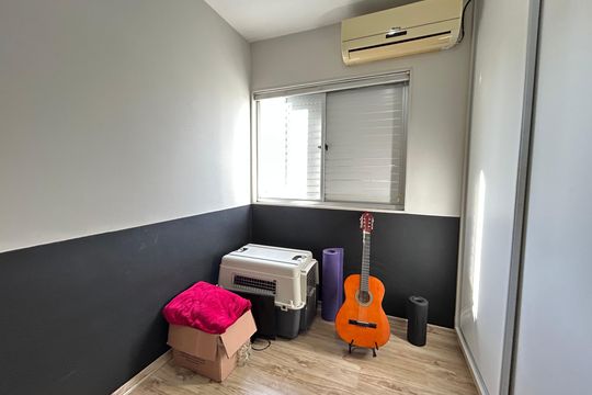 Quarto 1 de apartamento para alugar com 3 quartos, 85m² em Itacorubi, Florianópolis