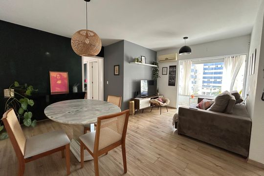 Apartamento para alugar com 3 quartos, 85m² em Itacorubi, Florianópolis