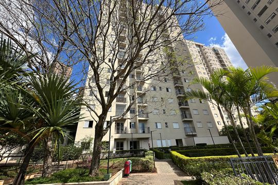 Área comum de apartamento para alugar com 2 quartos, 60m² em Jardim Tupanci, Barueri