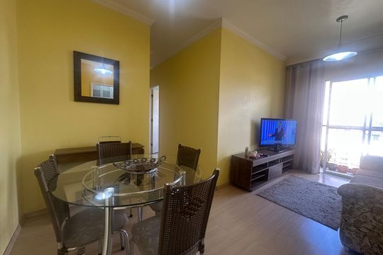 Apartamento para alugar com 2 quartos, 60m² em Jardim Tupanci, Barueri