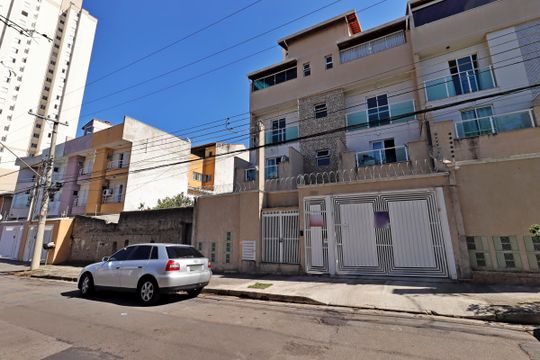 Garagem de apartamento à venda com 2 quartos, 50m² em Vila Alzira, Santo André