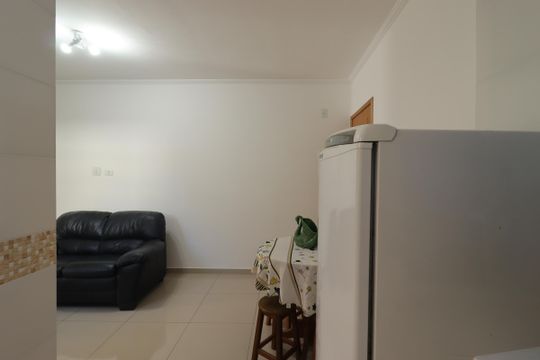 Cozinha de apartamento à venda com 2 quartos, 50m² em Vila Alzira, Santo André