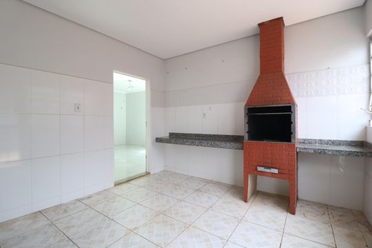 Churrasqueira de casa para alugar com 3 quartos, 130m² em Aclimação, Uberlândia