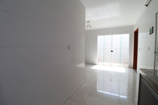 Cozinha de casa para alugar com 3 quartos, 130m² em Aclimação, Uberlândia