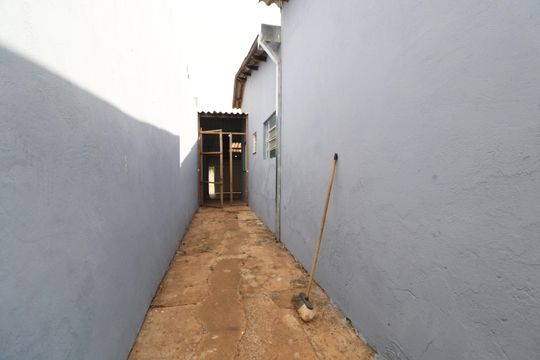 Corredor de casa para alugar com 3 quartos, 130m² em Aclimação, Uberlândia