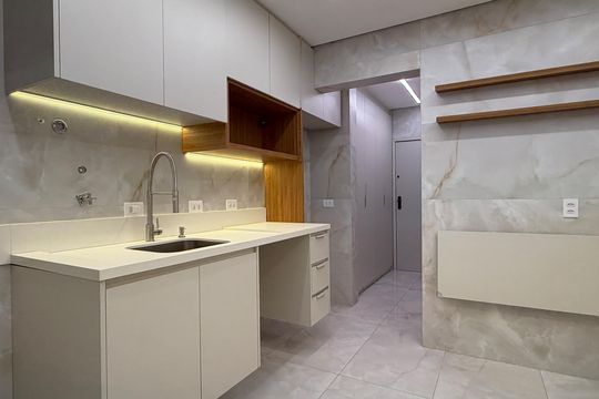 Cozinha de apartamento para alugar com 3 quartos, 89m² em Boqueirão, Santos