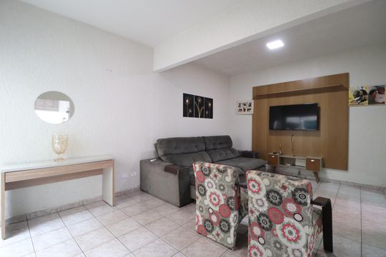 Sala de casa para alugar com 2 quartos, 157m² em Jardim das Palmeiras, Uberlândia