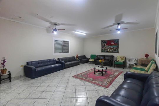 Casa à venda com 1 quarto, 300m² em Vila Aurea, São Paulo