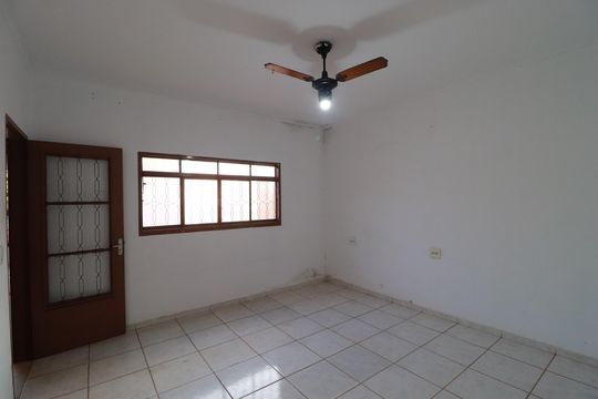 Casa para alugar com 2 quartos, 80m² em Geraldo C Carvalho, Ribeirão Preto