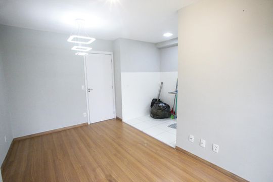 Sala de apartamento à venda com 2 quartos, 54m² em Pechincha, Rio de Janeiro