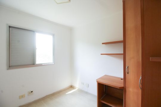 Quarto 3 de apartamento para alugar com 3 quartos, 64m² em City América, São Paulo