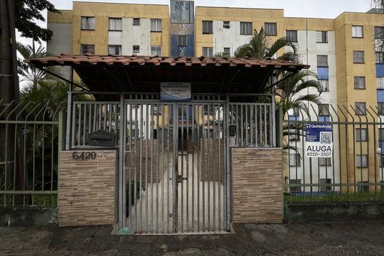 Fachada+Placa  de apartamento para alugar com 2 quartos, 43m² em Vila Norma, São Paulo