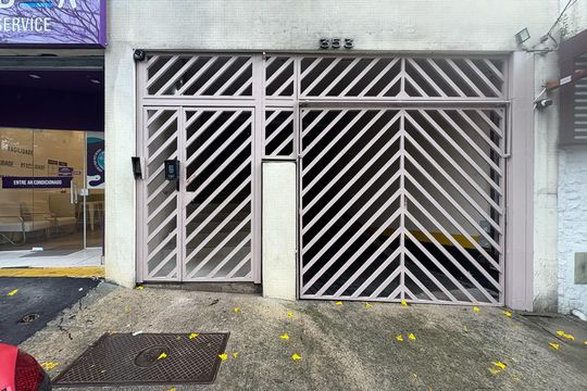 Fachada de apartamento à venda com 2 quartos, 52m² em Paraíso, São Paulo