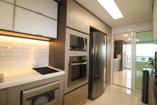 Cozinha de apartamento à venda com 3 quartos, 213m² em Santana, São Paulo