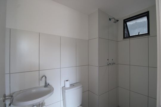 Banheiro de apartamento à venda com 2 quartos, 80m² em Jacarepaguá, Rio de Janeiro