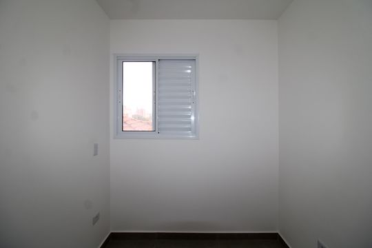 Quarto 2 de apartamento para alugar com 2 quartos, 34m² em Jardim São Paulo, São Paulo