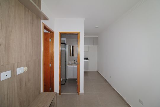 Sala / Cozinha de apartamento para alugar com 2 quartos, 34m² em Jardim São Paulo, São Paulo
