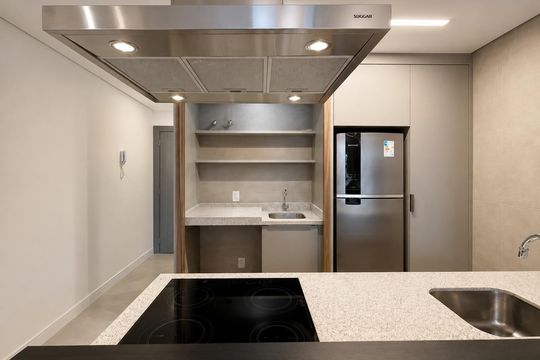 Cozinha de apartamento para alugar com 1 quarto, 34m² em Trindade, Florianópolis