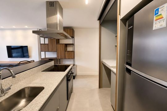 Cozinha de apartamento para alugar com 1 quarto, 34m² em Trindade, Florianópolis
