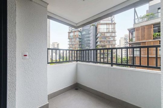 Varanda de kitnet/studio à venda com 1 quarto, 25m² em Sumarezinho, São Paulo