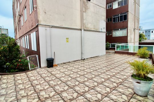Área comum de apartamento para alugar com 2 quartos, 58m² em Conjunto Residencial José Bonifácio, São Paulo