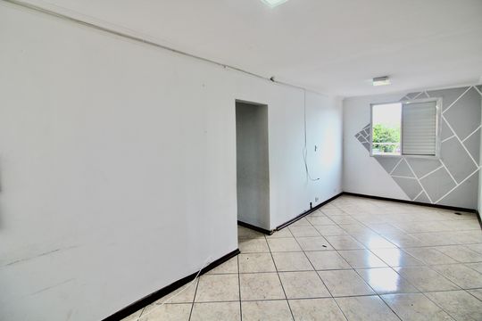 Apartamento para alugar com 2 quartos, 58m² em Conjunto Residencial José Bonifácio, São Paulo