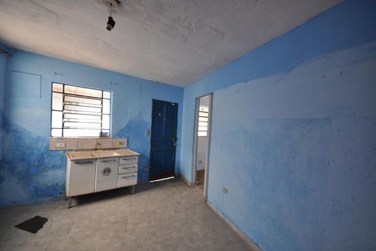 Banheiro de casa à venda com 1 quarto, 302m² em Jardim Daysy, São Paulo