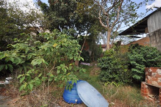 Quintal de casa à venda com 1 quarto, 302m² em Jardim Daysy, São Paulo