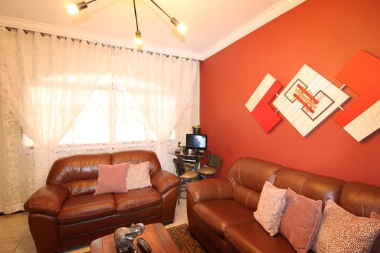 Sala de casa à venda com 3 quartos, 88m² em Vila São Silvestre (zona Leste), São Paulo