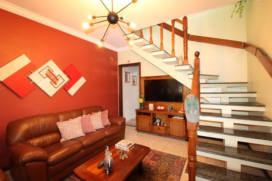 Casa à venda com 3 quartos, 88m² em Vila São Silvestre (zona Leste), São Paulo