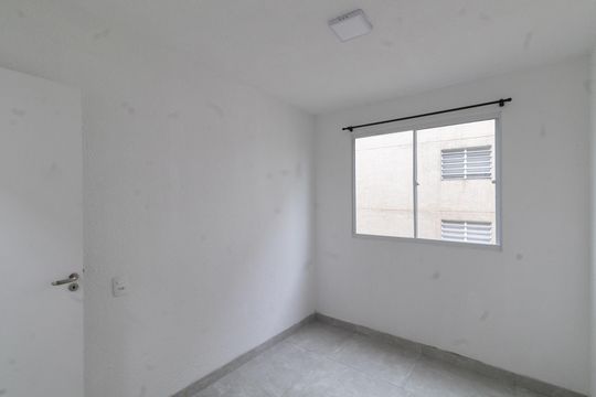 Quarto 2 de apartamento para alugar com 2 quartos, 42m² em Colônia (zona Leste), São Paulo