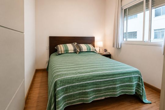 Dormitório de apartamento à venda com 2 quartos, 55m² em Bela Vista, São Paulo