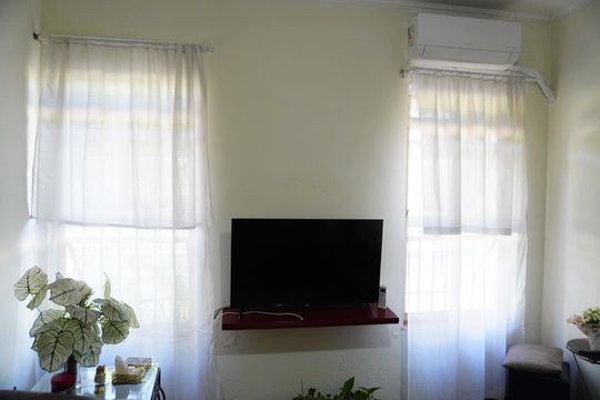 Sala de casa à venda com 4 quartos, 550m² em Jardim Gloria, Americana