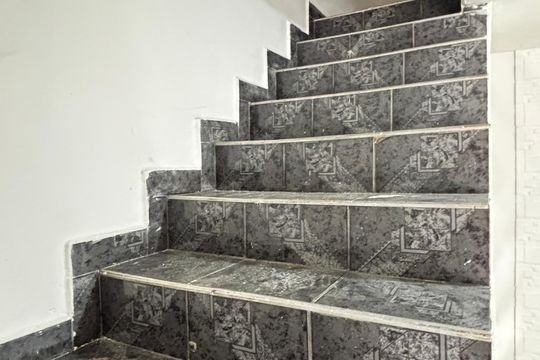 Escada de casa para alugar com 2 quartos, 58m² em Vila Camilópolis, Santo André