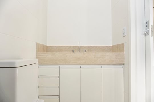 Suíte 2 - banheiro  de apartamento à venda com 3 quartos, 158m² em São Lucas, Belo Horizonte