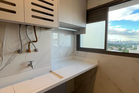 Área de serviço de apartamento para alugar com 2 quartos, 75m² em Jardim Prudência, São Paulo