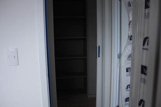 Entrada para o Quarto 2 Suite de apartamento à venda com 2 quartos, 59m² em Estoril, Belo Horizonte