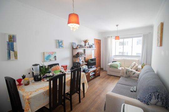 Sala de apartamento à venda com 2 quartos, 62m² em Santa Teresinha, São Paulo