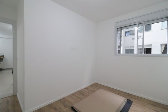 Quarto 1 de apartamento para alugar com 2 quartos, 37m² em Jurubatuba, São Paulo