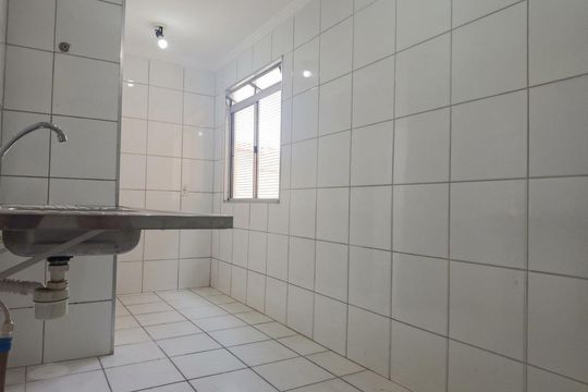 Cozinha de apartamento para alugar com 2 quartos, 55m² em Jardim Tatiana, Votorantim