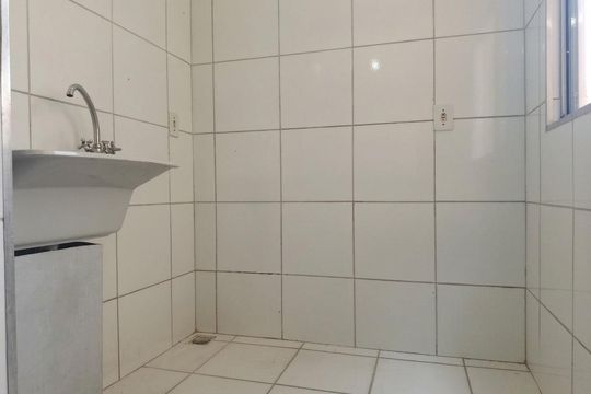 Área de serviço de apartamento para alugar com 2 quartos, 55m² em Jardim Tatiana, Votorantim