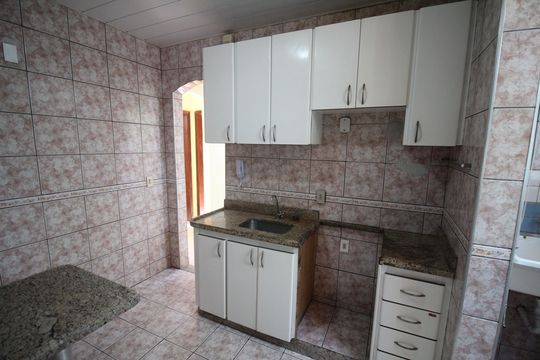 Cozinha de apartamento à venda com 2 quartos, 2147483647m² em Jardim Riacho das Pedras, Contagem